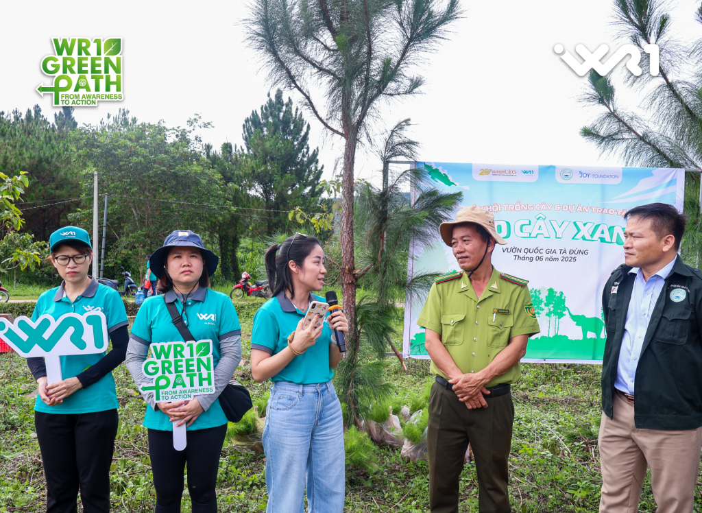 Ms. Tran Bao Ngoc - Director of WR1, speaking at the 3,000 Green Tree Donation Ceremony at Ta Dung National Park